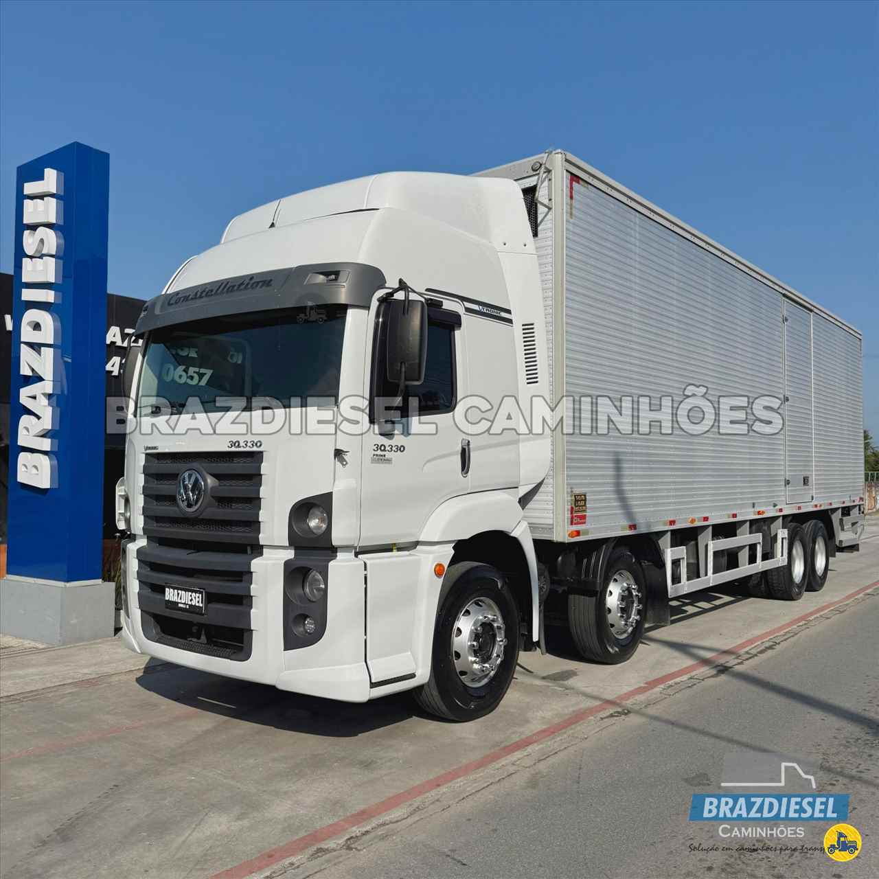 CAMINHAO VOLKSWAGEN VW 30330 Baú Furgão BiTruck 8x2 Brazdiesel Caminhões JOINVILLE SANTA CATARINA SC